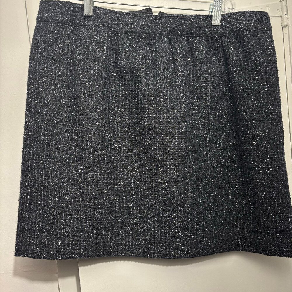 Short blue shiny poly/wool blend short LOFT lined skirt size 10